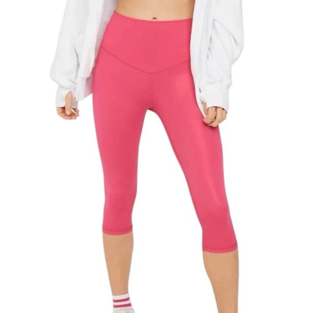 OFFLINE By Aerie Real Me Liquid‎ Shine High Waist Crop Legging Pink Size Medium